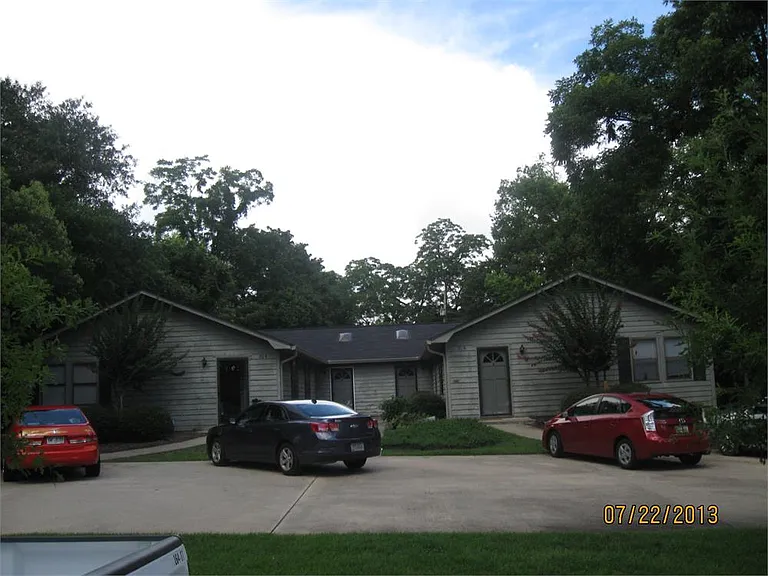 804B Park Ave N — Photo 11