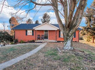 5021 School St, Glenville, PA 17329