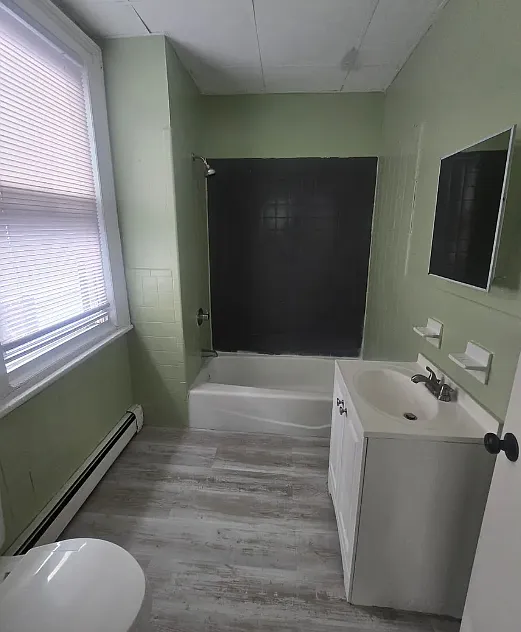 2 bed, 800 sqft, $2,000 — Photo 2