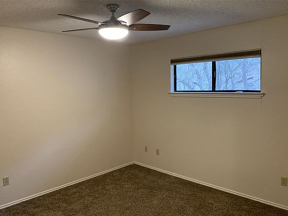 2nd image of 4507 Smooth Oak Dr