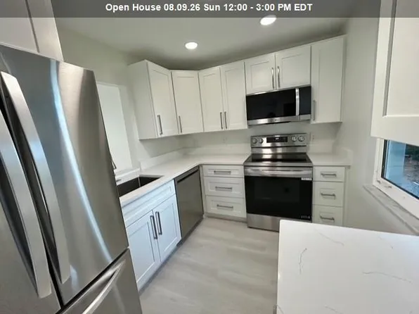 1740 Pine Valley Dr APT 113, Fort Myers, FL 33907