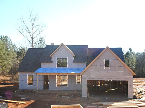 2nd image of 2 Roundtop Rd