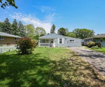 1905 Ezekiel Ave, Zion, IL, 60099