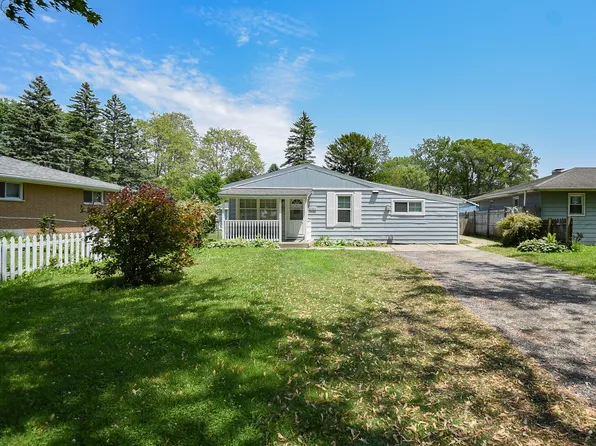 1905 Ezekiel Ave, Zion, IL 60099