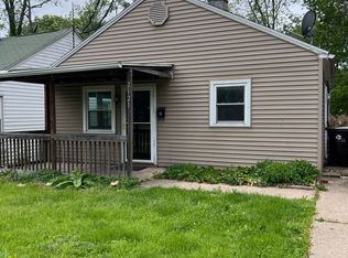 2121 N Broadway St, Peoria, IL