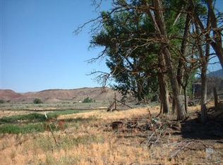 44908 Clarno Rd, Fossil, OR 97830