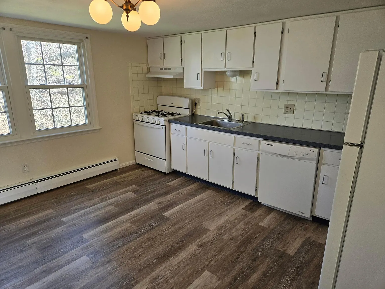 2 bed, 862 sqft, $2,200 — Photo 4