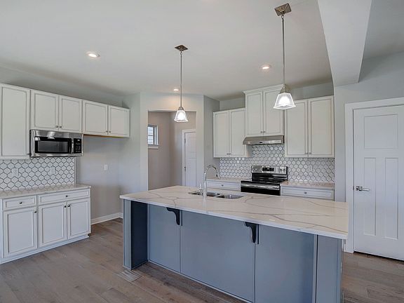 5th image of 2940 Leatherwood Dr