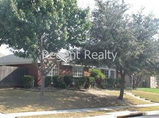 10470 Castle Dr, Frisco, TX 75035