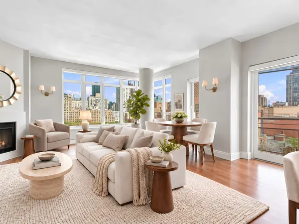 205 East 59th Street image 1 of 20