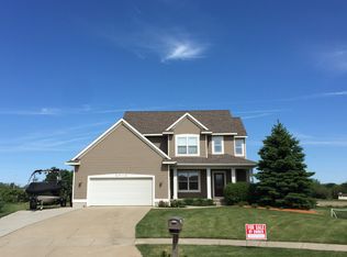 4715 Stonewood Ct, Hudsonville, MI 49426