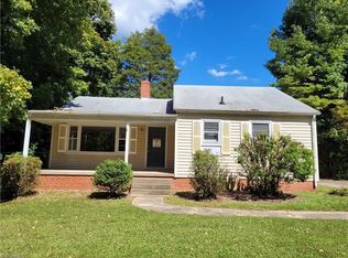 3420 Battleground Ave, Greensboro, NC 27410