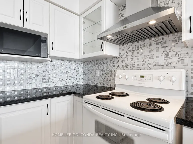 60 Brian Harrison Way #809 — Photo 4