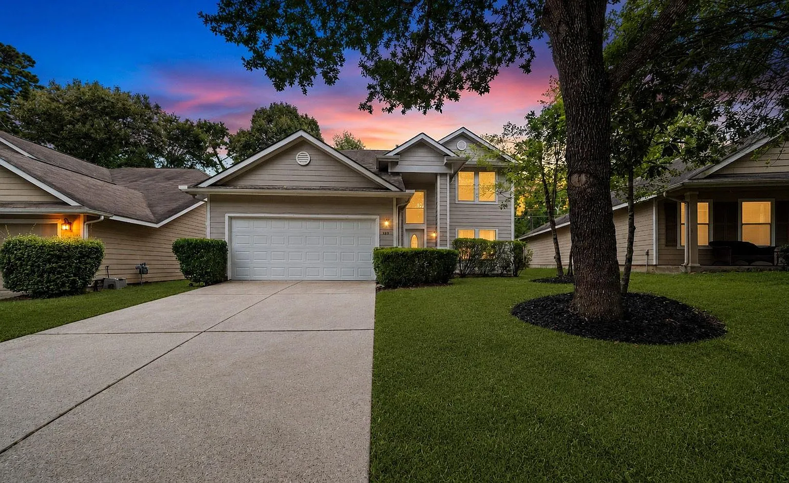 4 bed, 2.5 bath, 2229 sqft, $2,400 — Photo 1