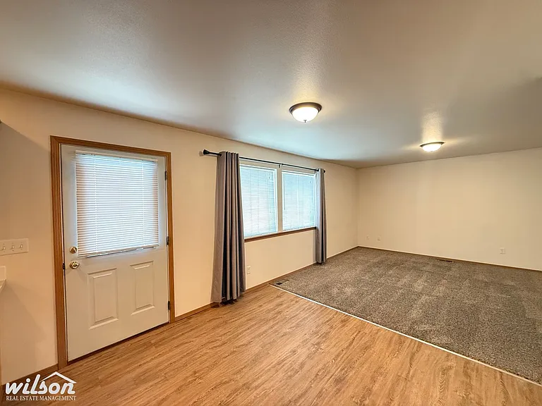 810 Fremont St — Photo 6
