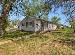 121 E Pershing St, Troy, MO