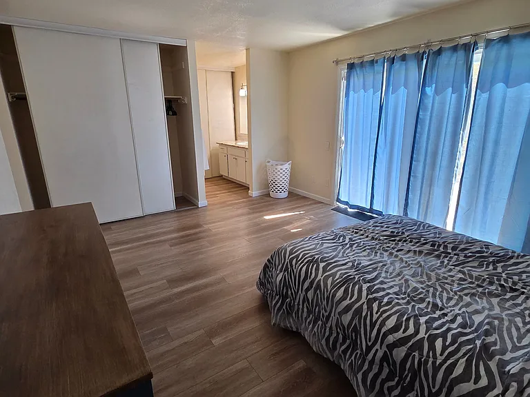 3928 Talmage Ct — Photo 14