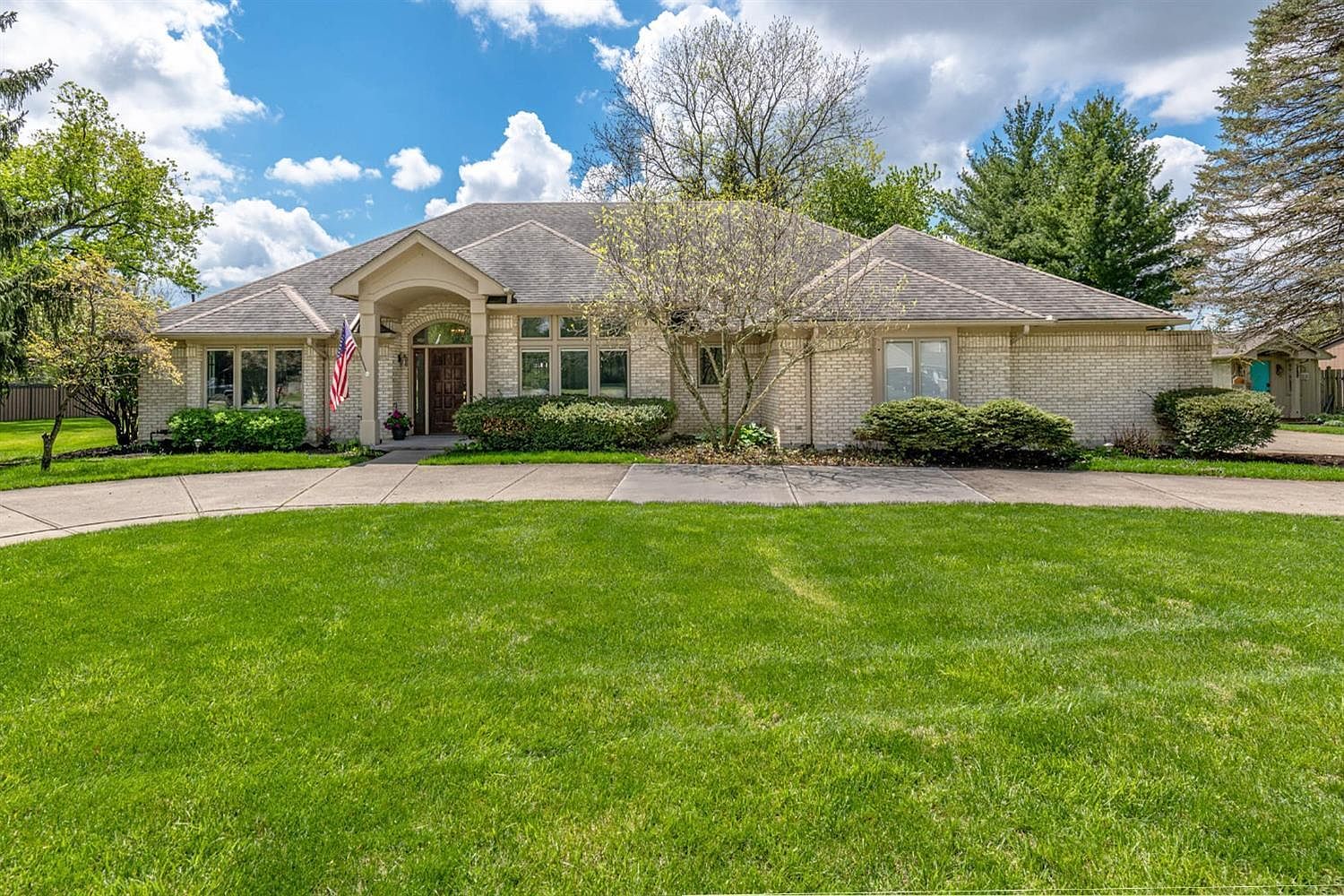 110 Sunnyridge Ln, Dayton, OH 45429 | Zillow