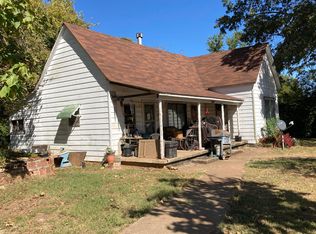 406 Railroad St, Coal Hill, AR 72832