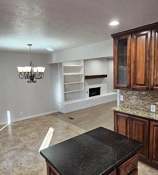 2308 Shady Tree Ln — Photo 6