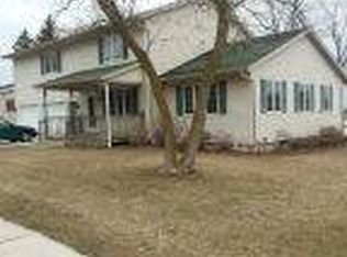 301 W Main St, Mishicot, WI 54228