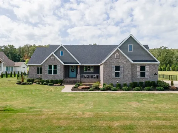 473 Winding Spring Dr, Fayetteville, AR 72703