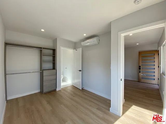 3207 W 3rd St #7 — Photo 7