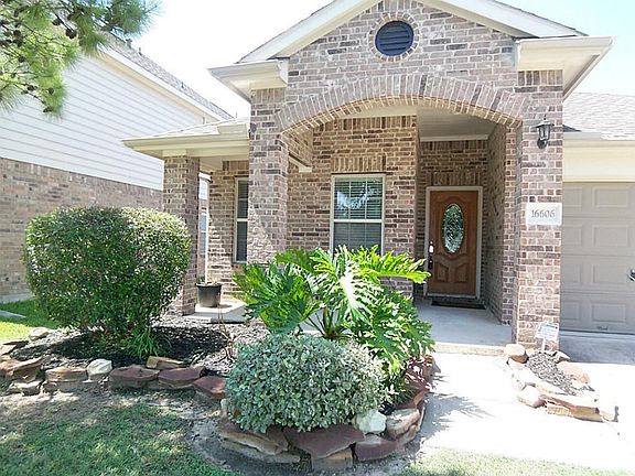 3rd image of 16606 Berkshire Forest Dr