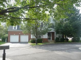 38 Hansom Rd, Basking Ridge, NJ 07920