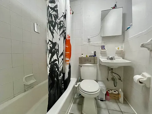 Rented by J Misrahi Realty Corp | media 6