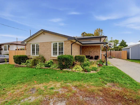 1407 Garrison Rd, Fort Erie, ON L2A 1P4