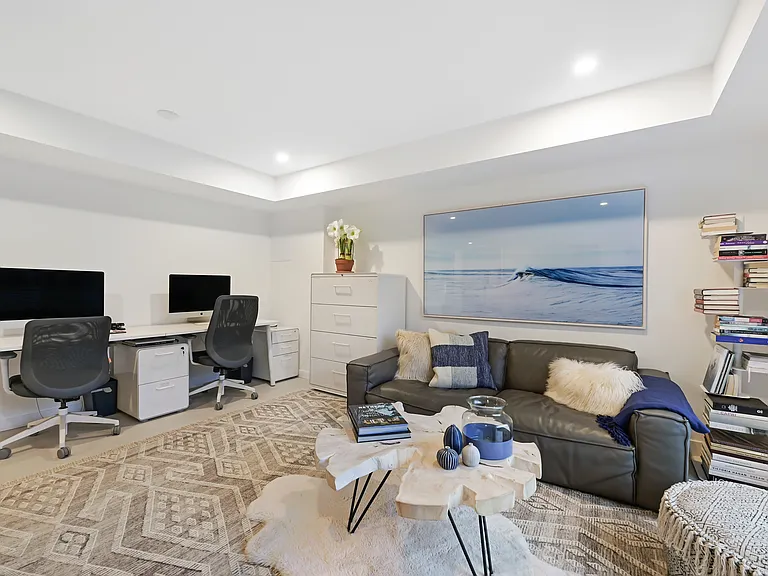 15 Margaret Dr — Photo 17