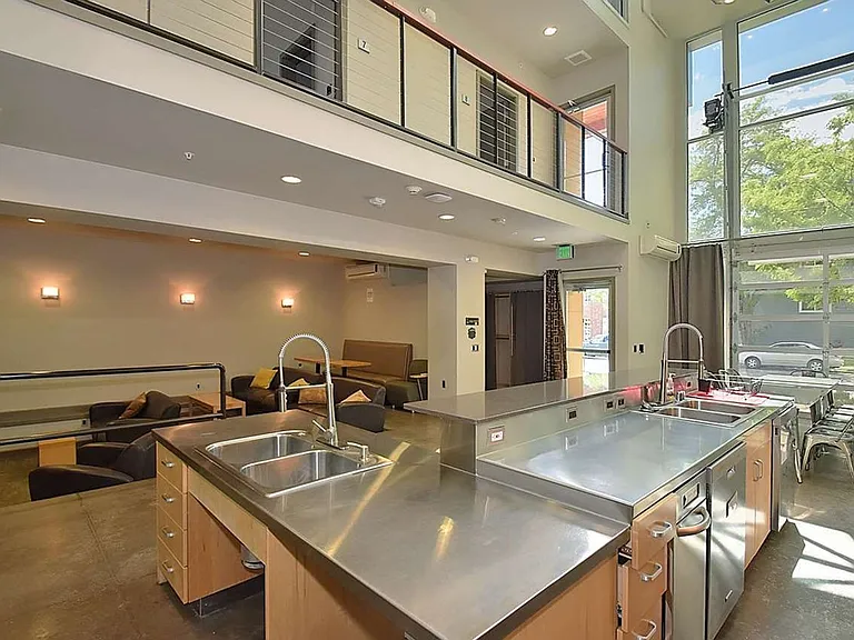 817 E Nora Ave — Photo 13