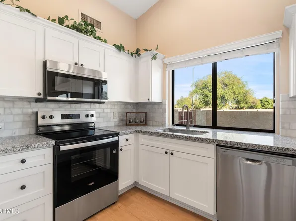 9123 W UTOPIA Road, Peoria, AZ 85382