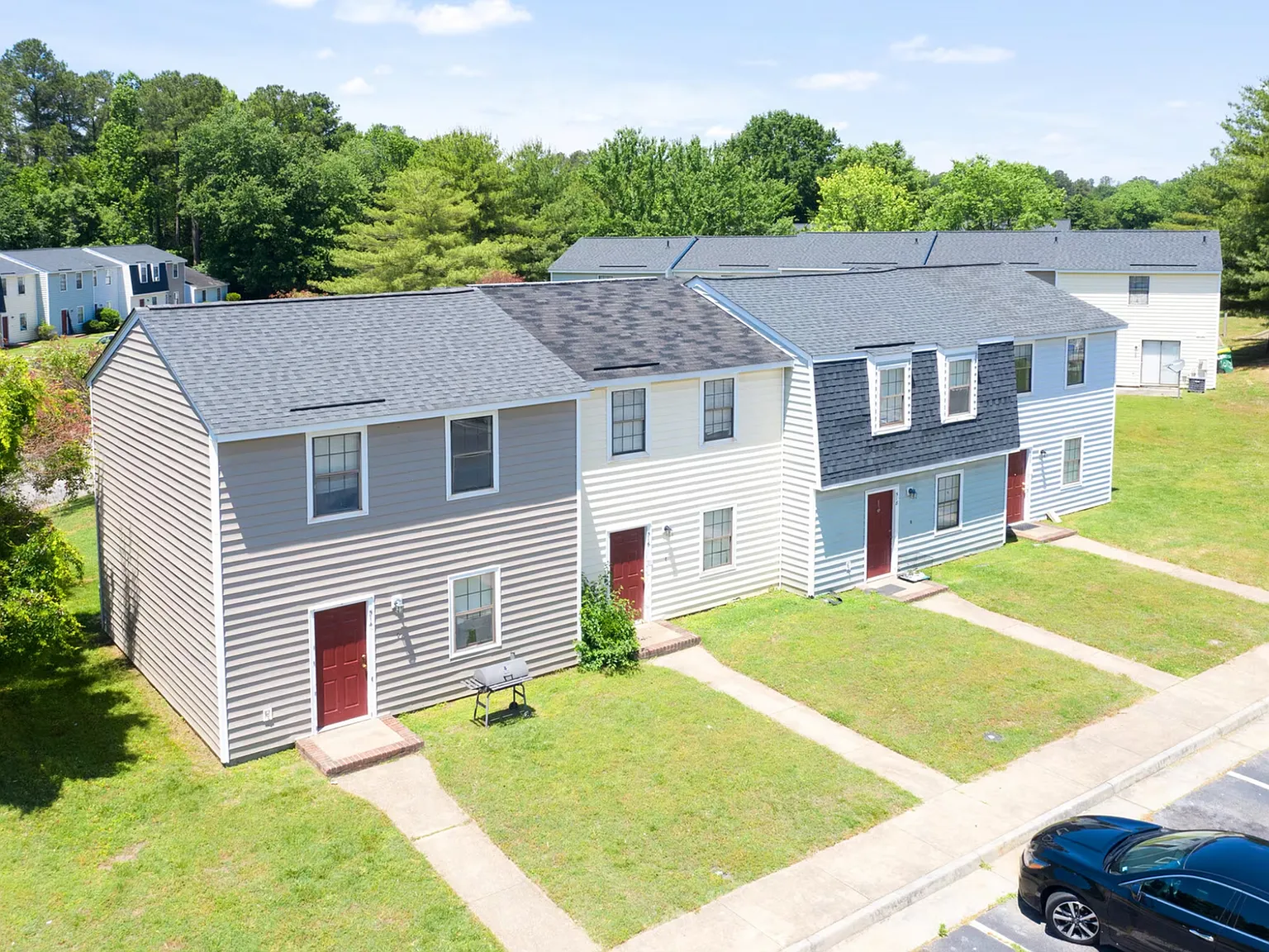 Canterbury Townhomes — Photo 4