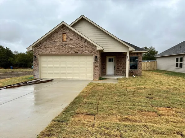 225 Santa Fe St, Alvarado, TX 76009