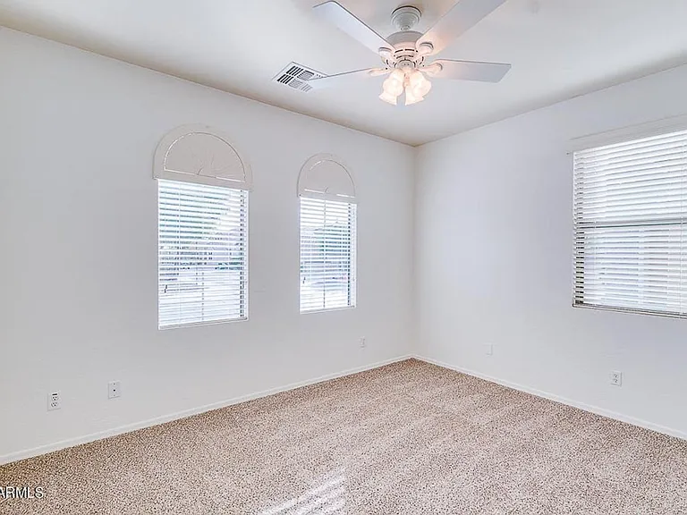 122 W Aster Dr — Photo 24