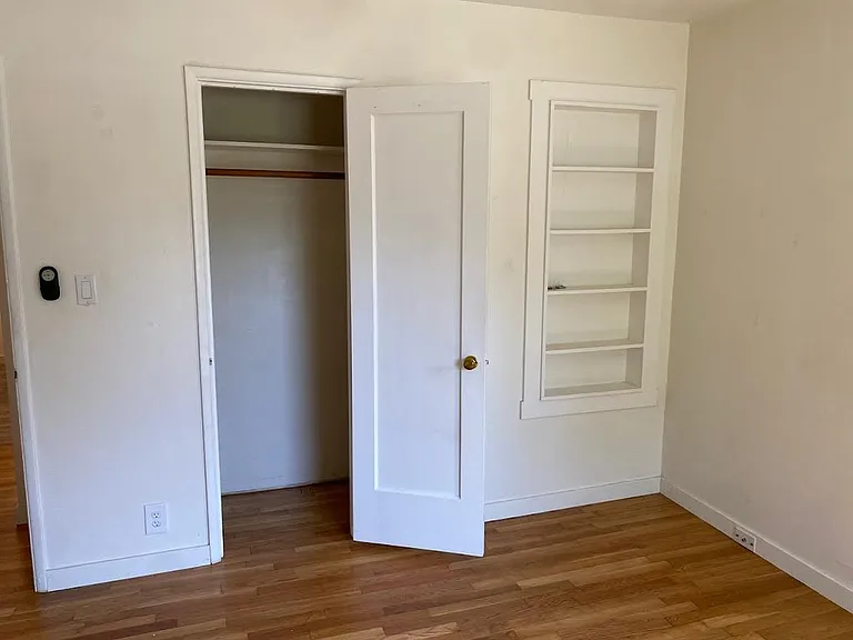 1042 Winchester Ave — Photo 12
