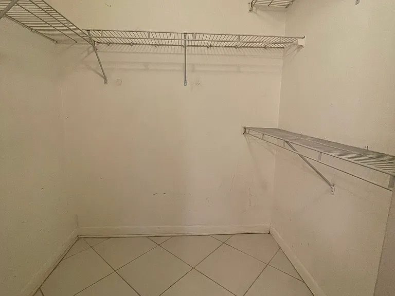 9755 Westview Dr #1215 — Photo 7
