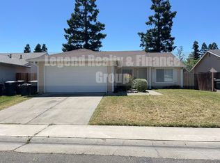 8222 Visalia Way, Sacramento, CA 95828
