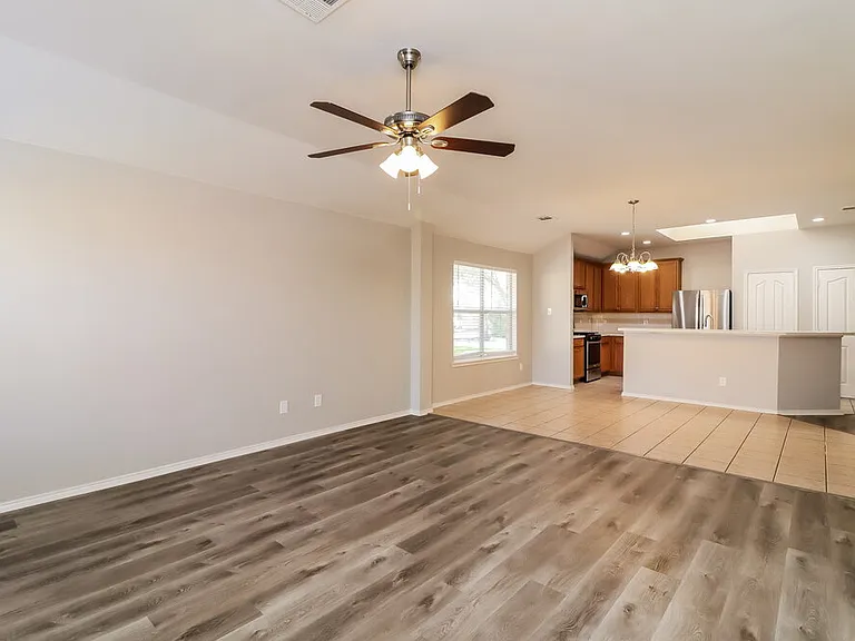 2904 Bourbon St — Photo 4