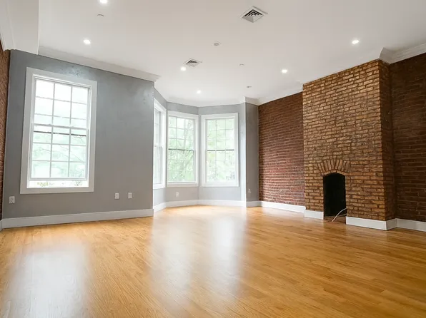 69 Grove Street image 2 of 6