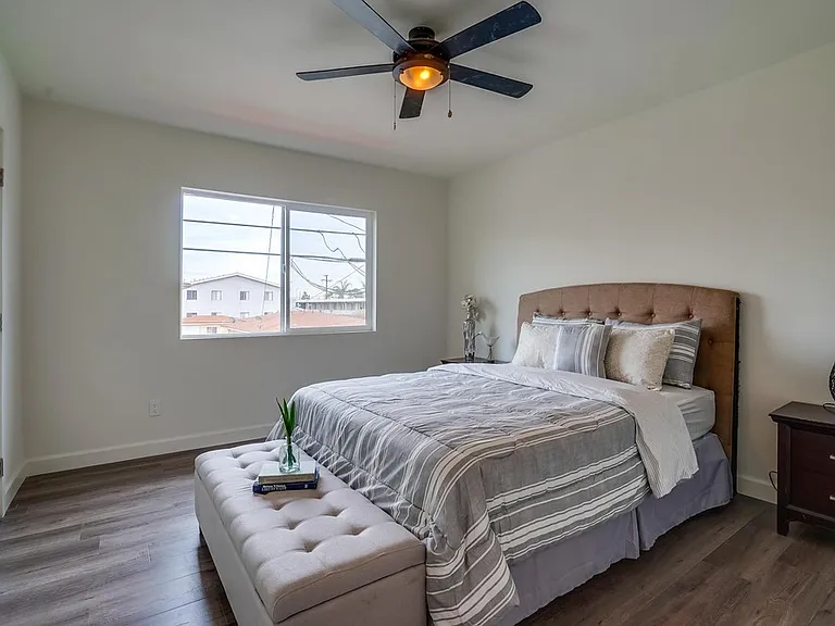 11853 Manor Dr — Photo 22