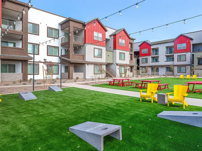 Weylyn Luxury Apartments — Photo 57