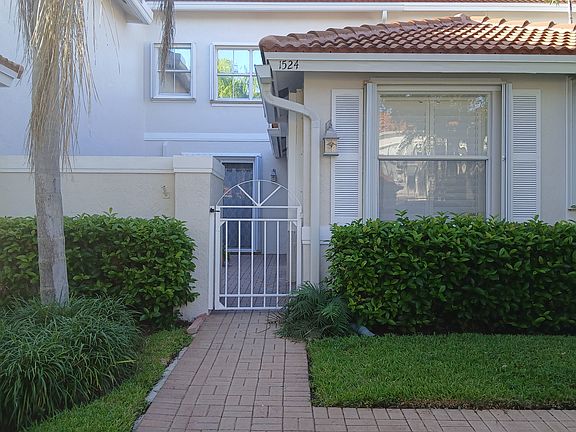 5th image of 1524 Yellowheart Way
