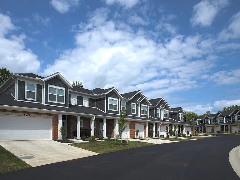 Relay 129 Apartments & Townhomes — Photo 46