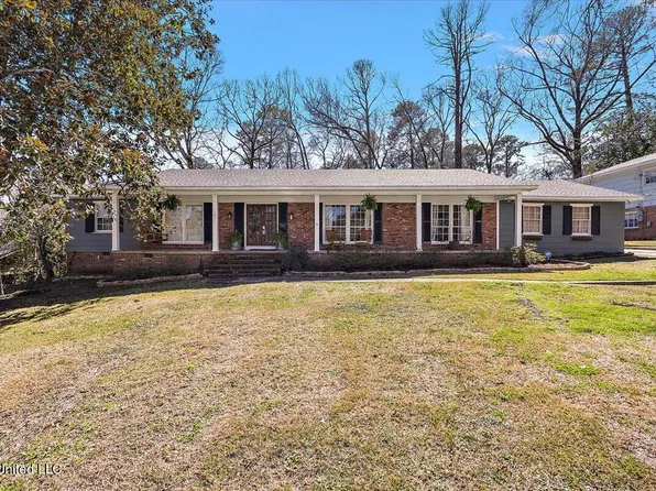 1821 Hillview Dr, Jackson, MS 39211