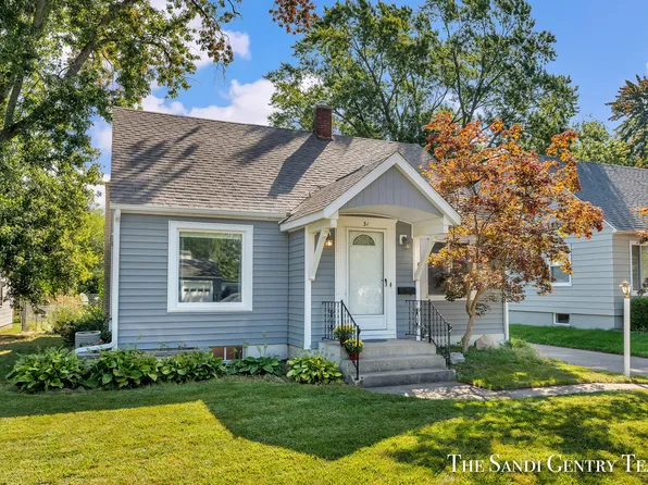 31 S Lindy St, Zeeland, MI 49464