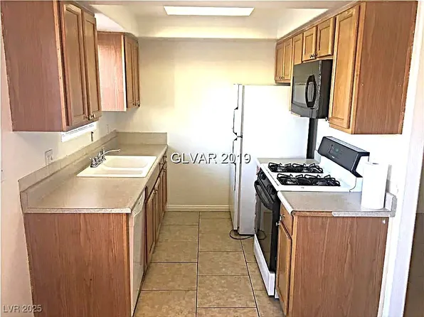 8417 Running Deer Ave Unit 101, Las Vegas, NV 89145