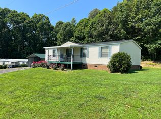 201 Mountain Village Cir, Gastonia, NC 28052